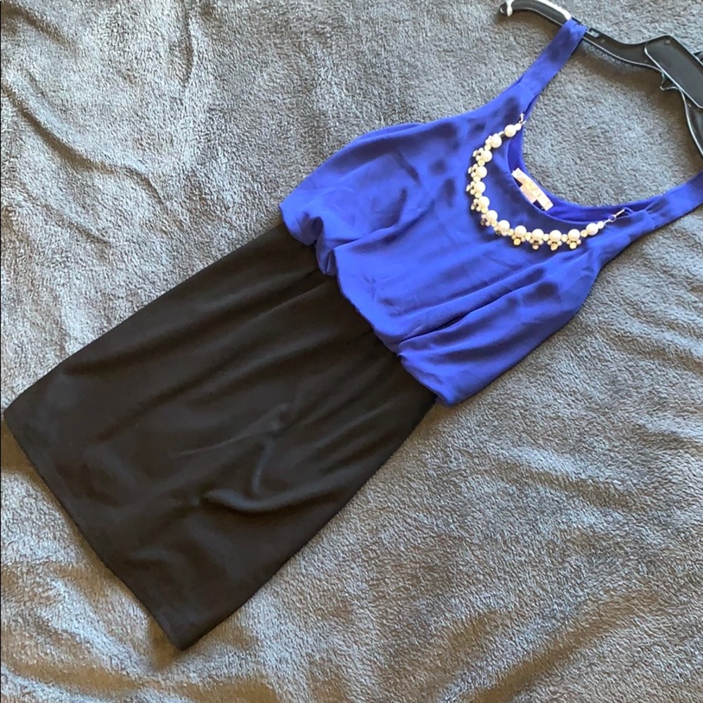 Simple colorblock dress